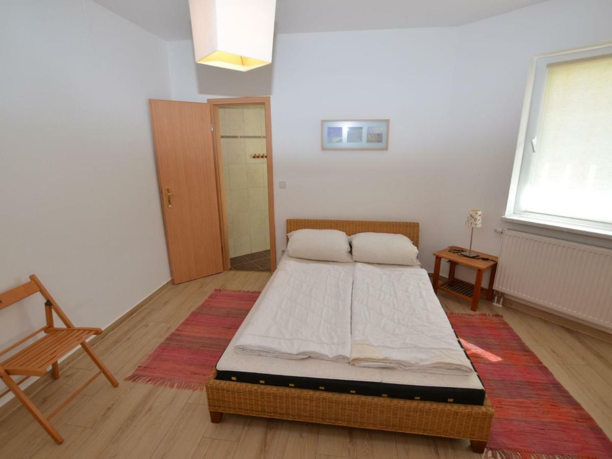 Apartment In Bohemian With Private Terrace Dolni Lanov 外观 照片